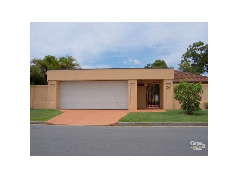 24 Daimler Drive, Bundall QLD 4217