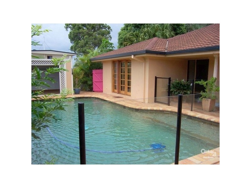 24 Daimler Drive, Bundall QLD 4217