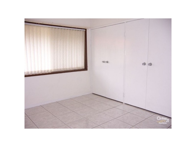 3 Kinloch Avenue, Benowa QLD 4217