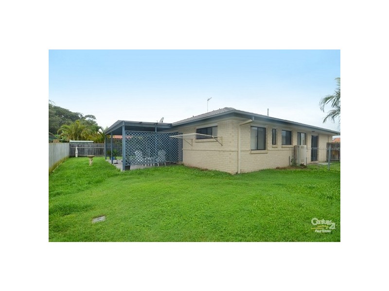 49 Grebe Place, Burleigh Waters QLD 4220