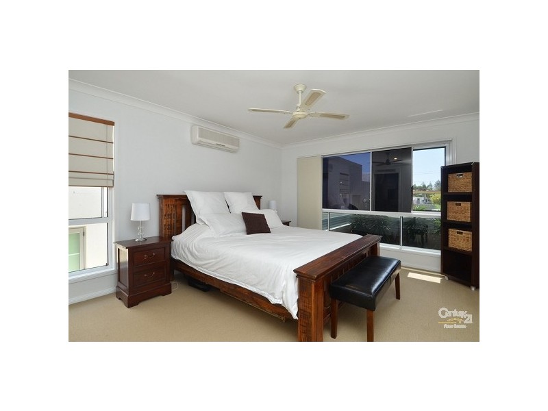 1/157 Sunshine Parade, Miami QLD 4220