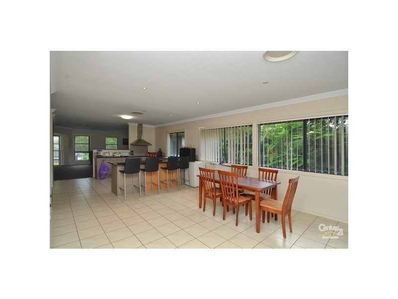 3 Northpoint Close, Robina QLD 4226
