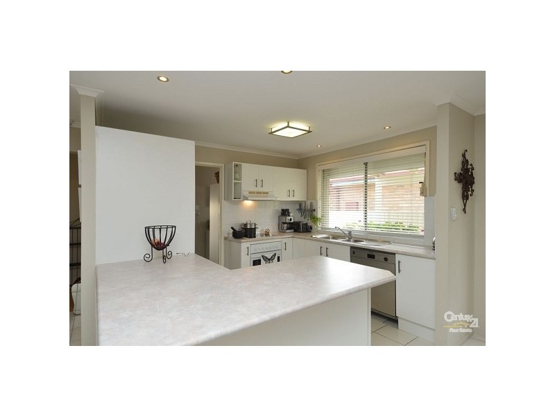 112 Waitomo Street, Broadbeach Waters QLD 4218