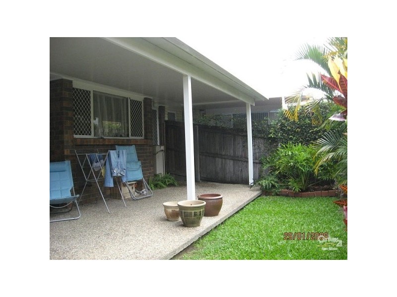 2/17 Binstead Drive, Southport QLD 4215