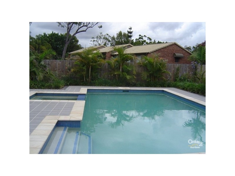 9/170 Whiting Street, Labrador QLD 4215