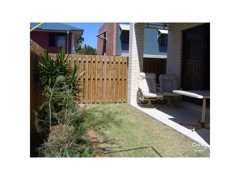9/170 Whiting Street, Labrador QLD 4215