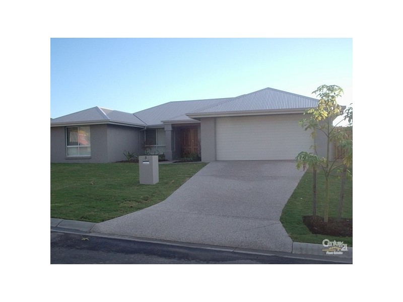 3 Peckham Court, Pacific Pines QLD 4211