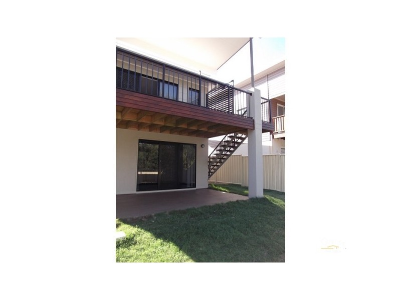 16 Stratus Lane, Coomera QLD 4209