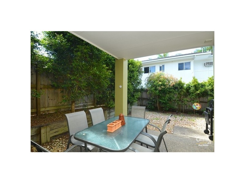 4/445 Pine Ridge Road, Runaway Bay QLD 4216