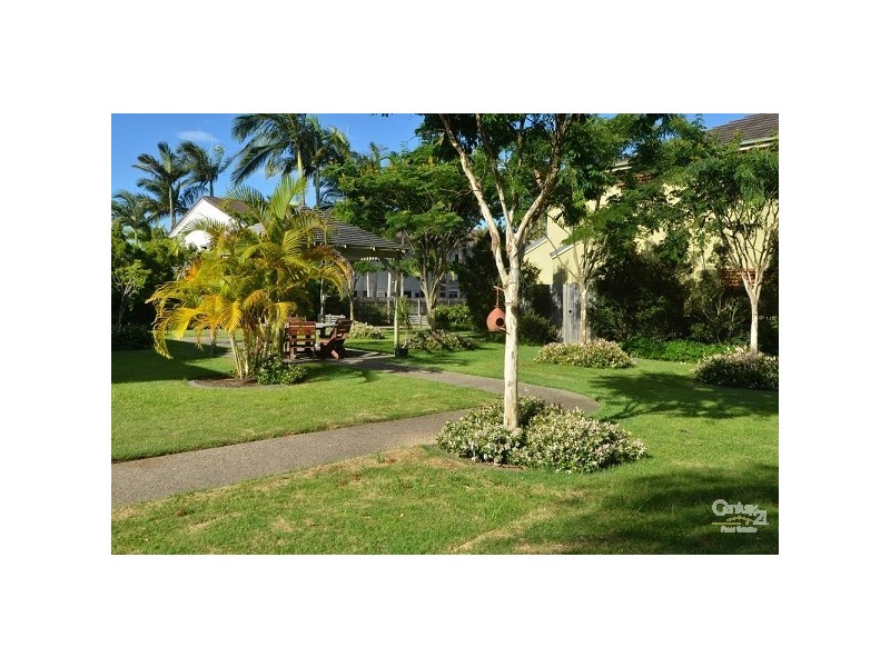 4/445 Pine Ridge Road, Runaway Bay QLD 4216