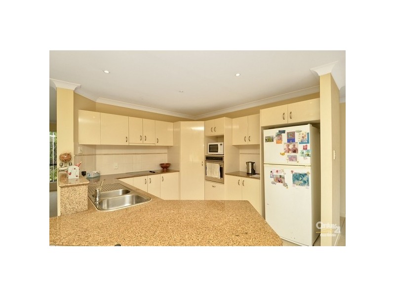 12 Josh Court, Ashmore QLD 4214