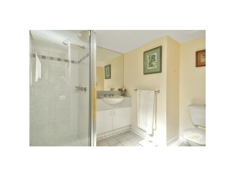 43/15 Santa Monica Road, Miami QLD 4220