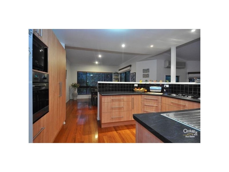 17 The Oval Drive, Mount Nathan QLD 4211