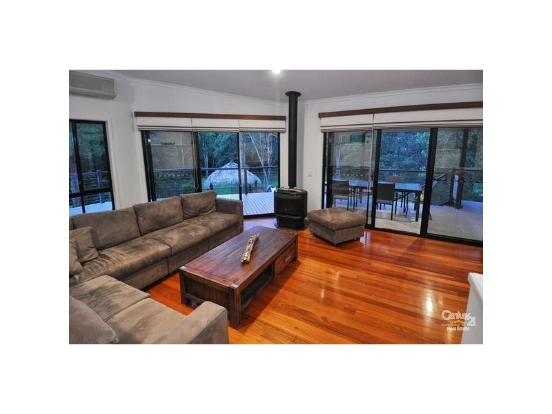 17 The Oval Drive, Mount Nathan QLD 4211