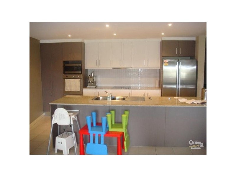 10 Valbonne Avenue, Varsity Lakes QLD 4227