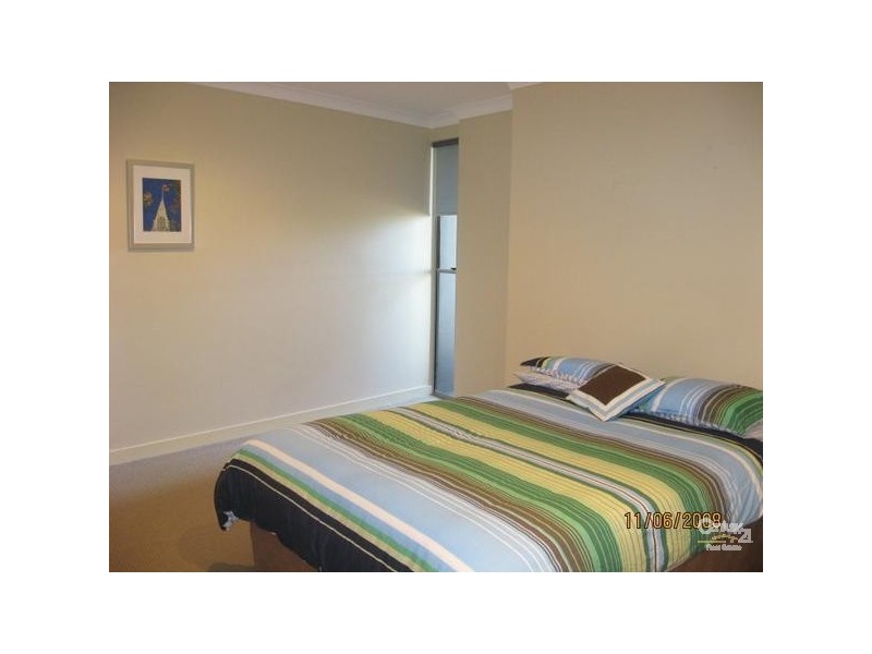 10 Valbonne Avenue, Varsity Lakes QLD 4227