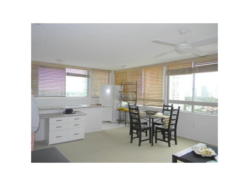 104/2 Ocean Avenue, Surfers Paradise QLD 4217