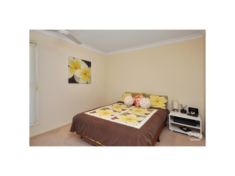 8 Bella Donna Place, Robina QLD 4226