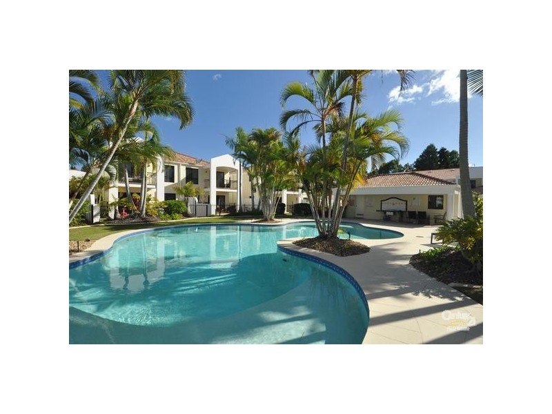 8885 ‘Villa Casablanca’ Magnolia Drive East, Hope Island QLD 4212