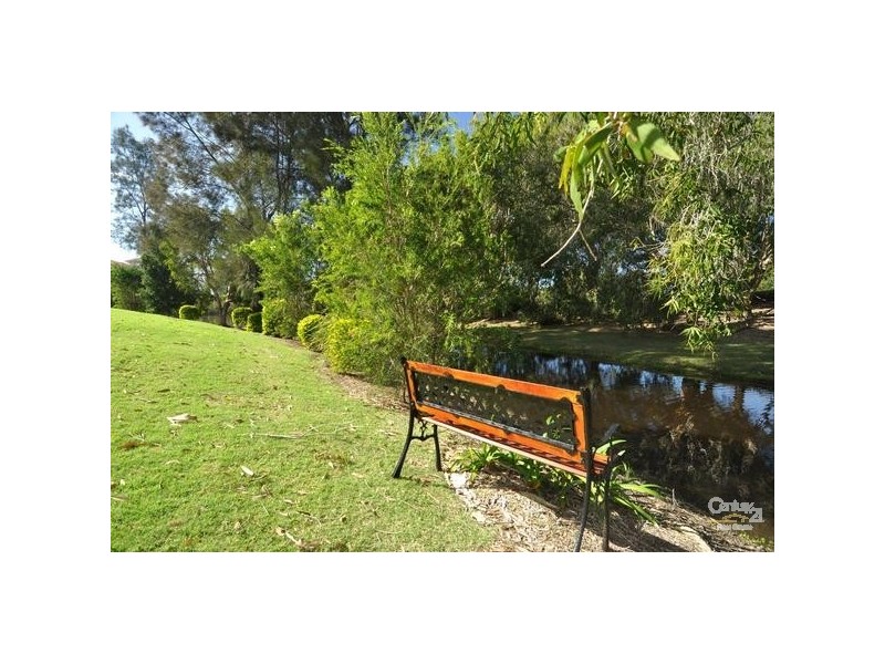 8885 ‘Villa Casablanca’ Magnolia Drive East, Hope Island QLD 4212