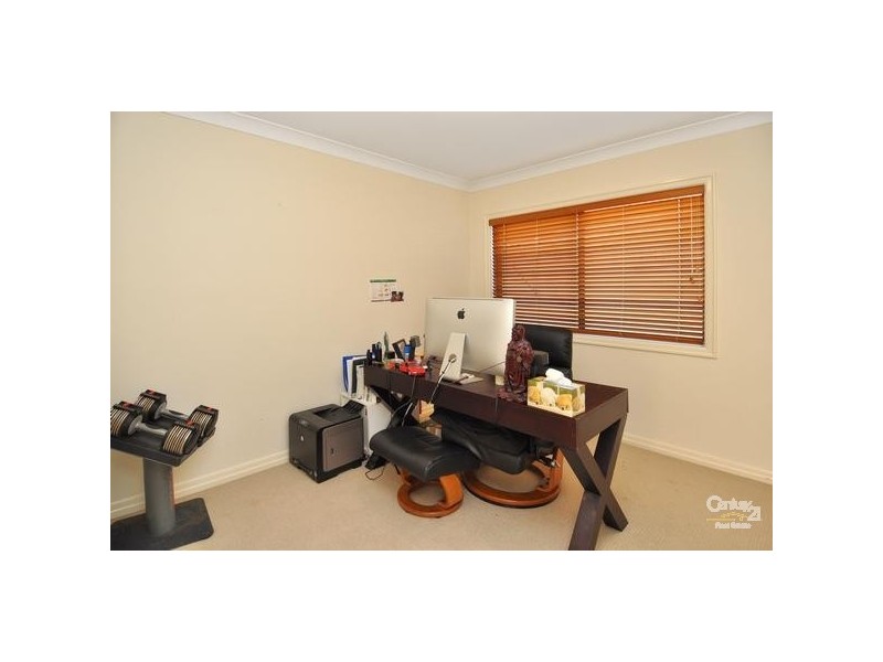 2022 Gracemere Gardens Cct, Hope Island QLD 4212