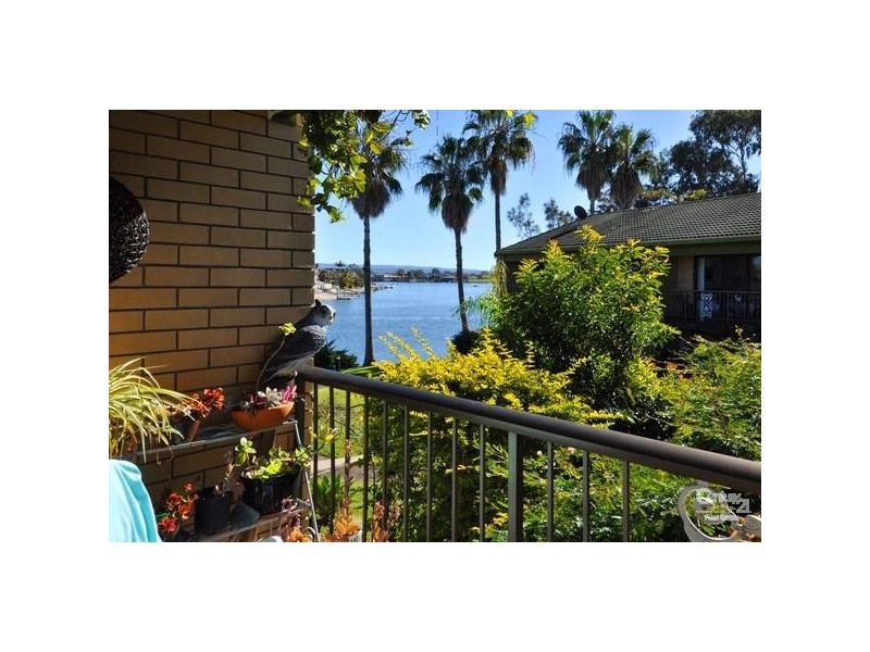 13/9 Jodie Court, Mermaid Waters QLD 4218