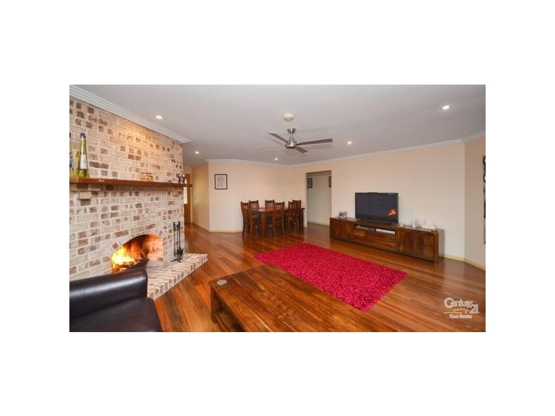 8 Castle Rock Street, Parkwood QLD 4214