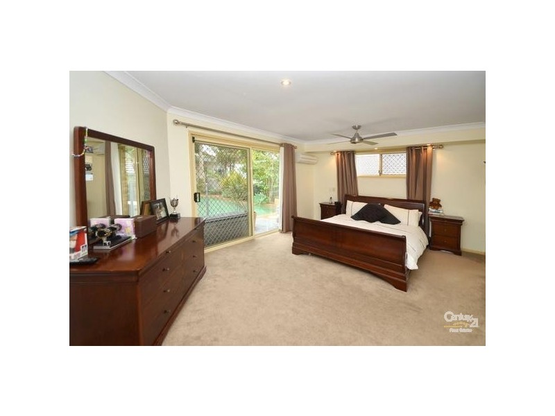 8 Castle Rock Street, Parkwood QLD 4214