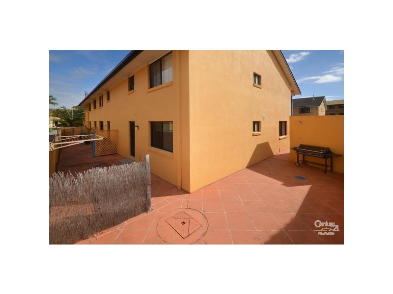 3/20 Duet Drive, Mermaid Waters QLD 4218