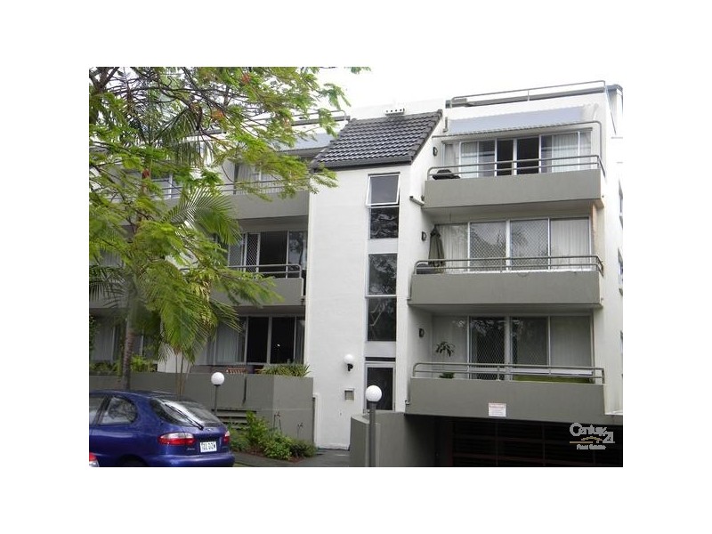 6/40-42 Britannia Avenue, Broadbeach QLD 4218