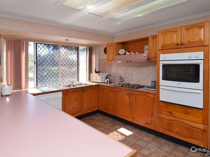 1 Heartwood Avenue, Elanora QLD 4221