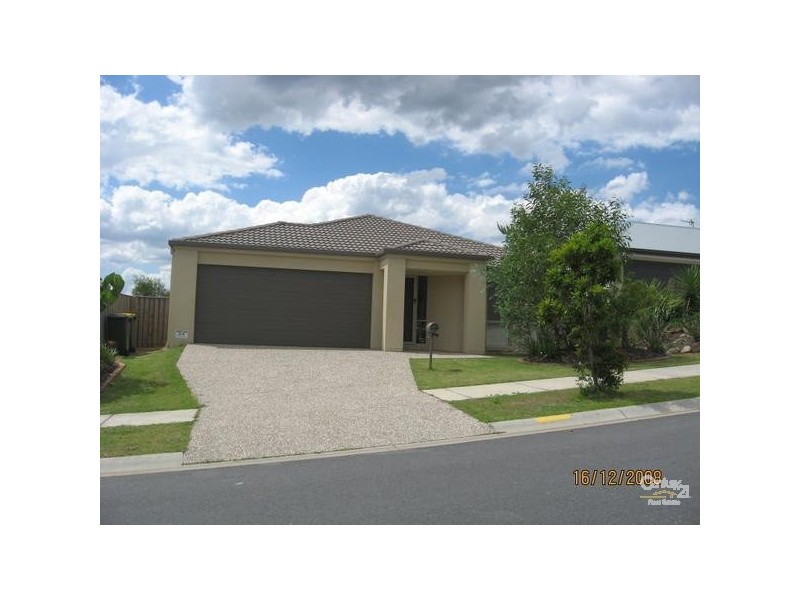 5 Gerard Street, Pacific Pines QLD 4211