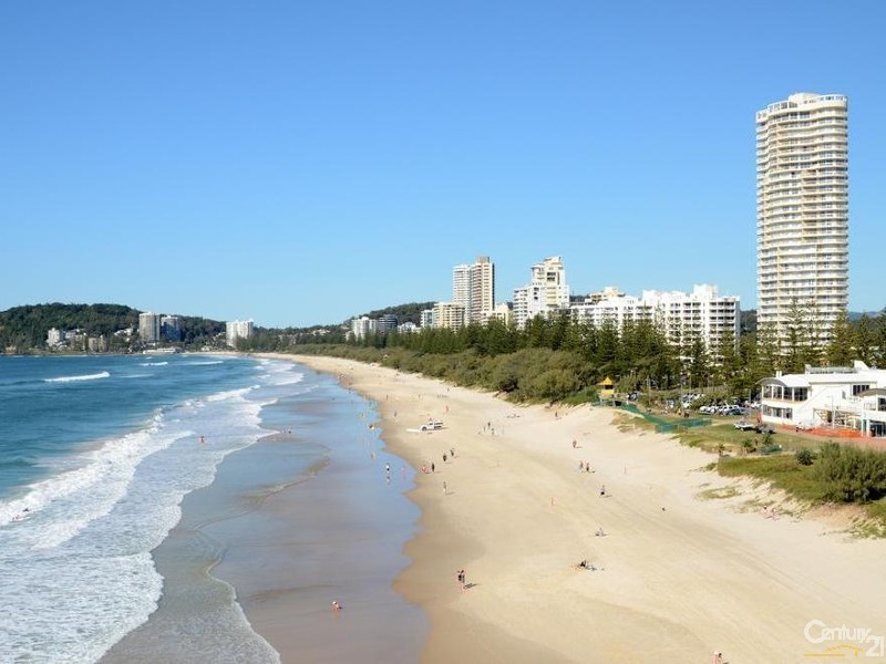 2/94 Sunshine Parade, Miami QLD 4220