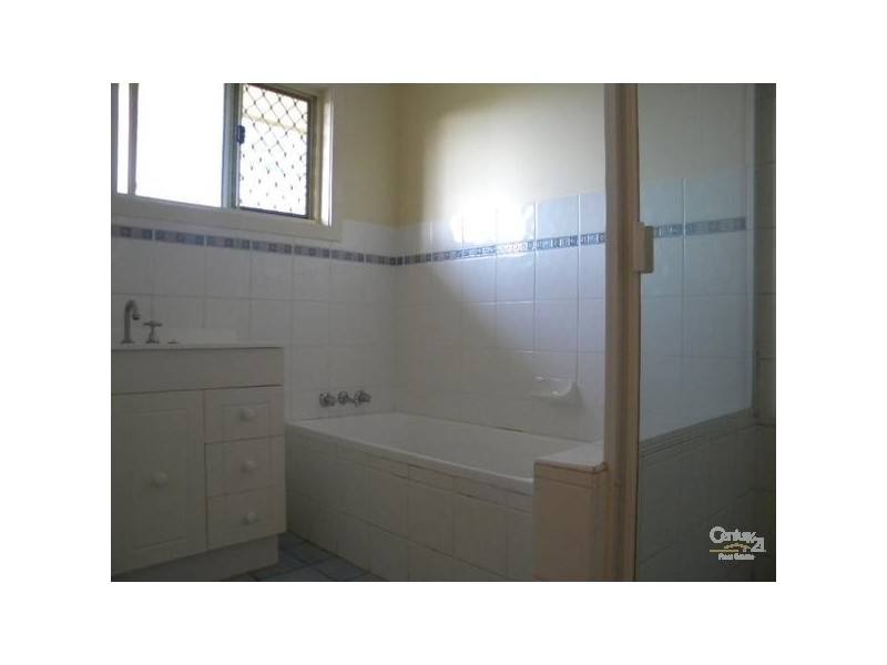 18 Symonds Road, Burleigh Heads QLD 4220