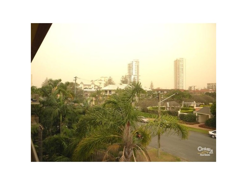 5/21 Australia Ave, Broadbeach QLD 4218