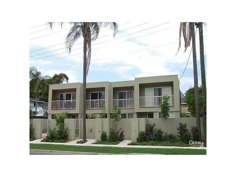 4/7 Sunset Blvd, Surfers Paradise QLD 4217