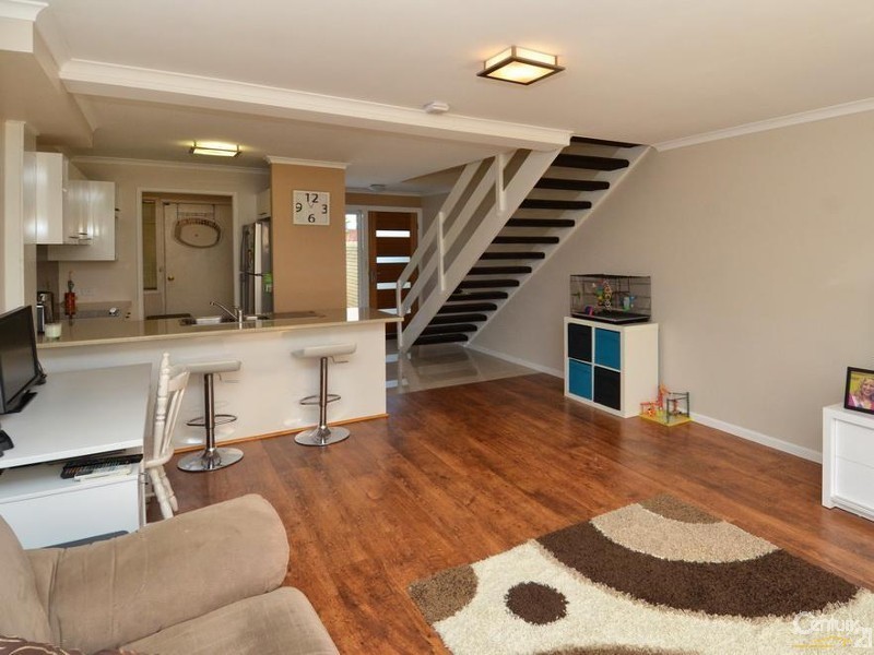 7/9 Aquila Court, Mermaid Waters QLD 4218