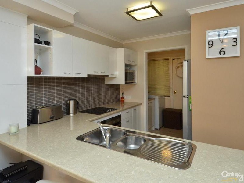 7/9 Aquila Court, Mermaid Waters QLD 4218