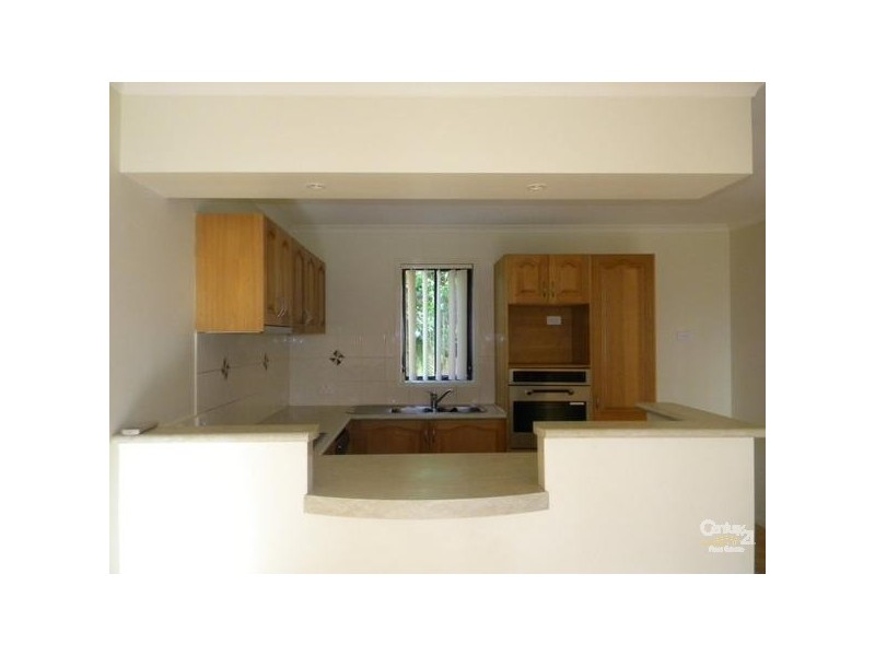 8/39 Pine Valley Drive, Robina QLD 4226