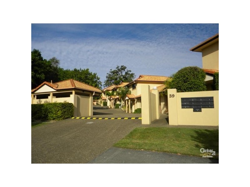 8/39 Pine Valley Drive, Robina QLD 4226