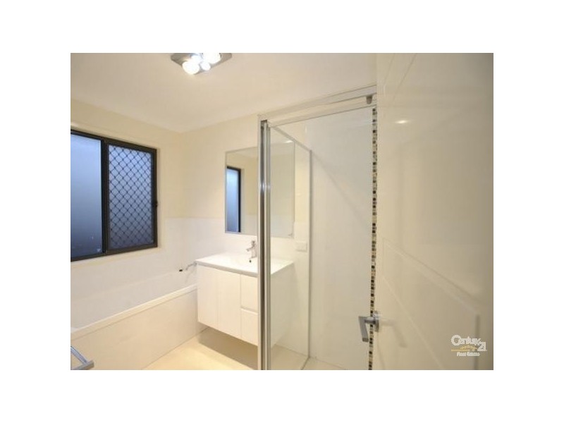 22 Winchester Crescent, Pimpama QLD 4209