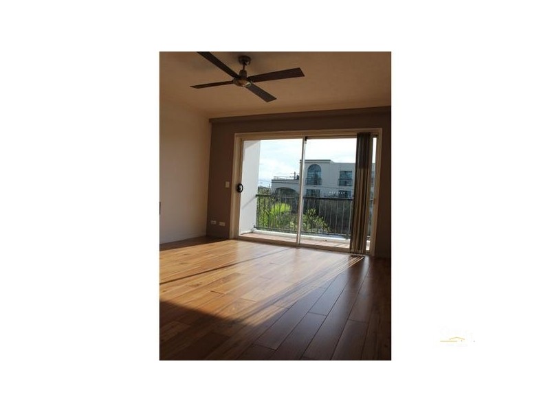 13/15 Surf Street, Mermaid Beach QLD 4218