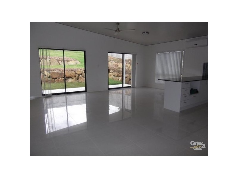 18 Sundew Crescent, Upper Coomera QLD 4209
