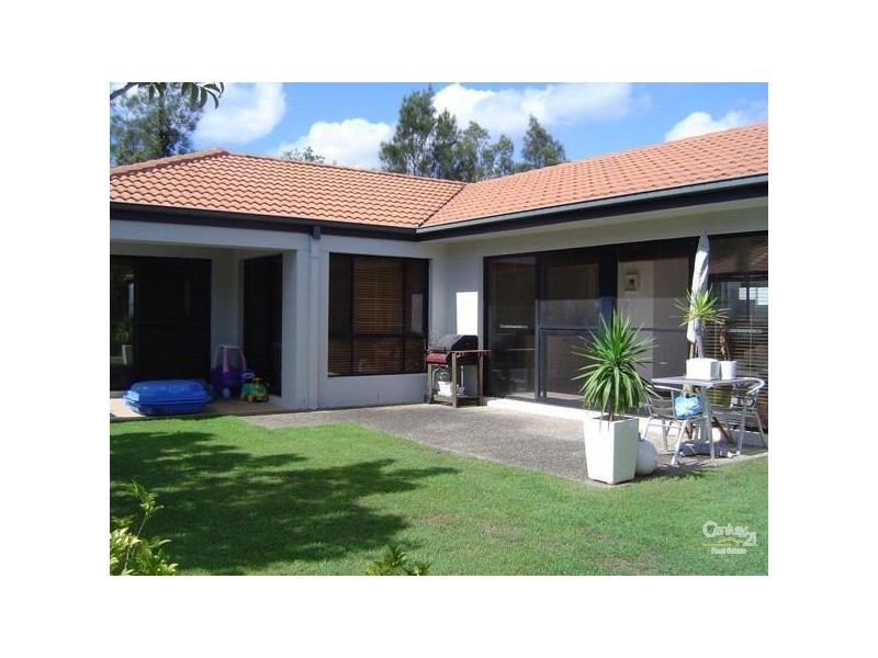 2015  Gracemere Gardens Circuit, Hope Island QLD 4212