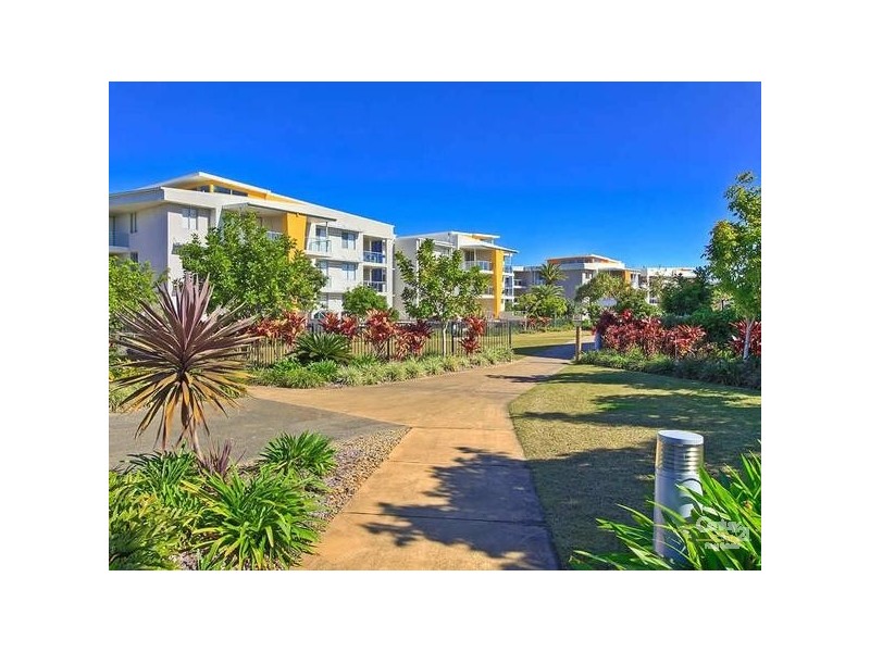 933/66 Sickle Avenue, Hope Island QLD 4212