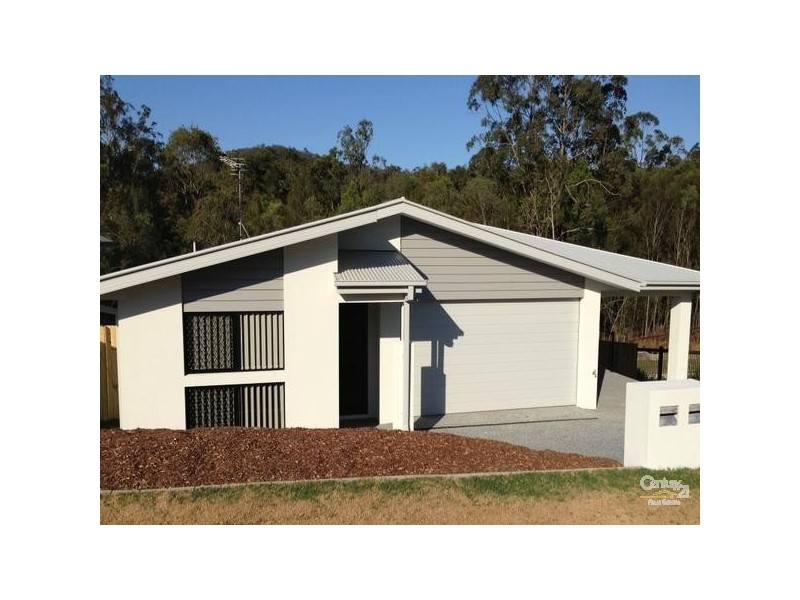 18 Allington Circuit, Maudsland QLD 4210