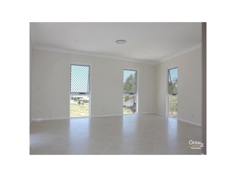 6a Mullingar Place, Carrara QLD 4211