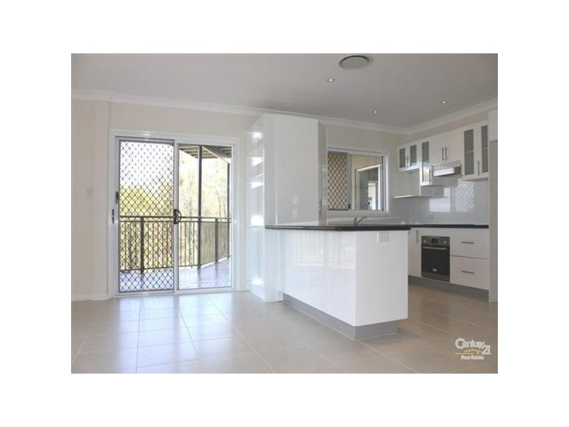 6b Mullingar Place, Carrara QLD 4211