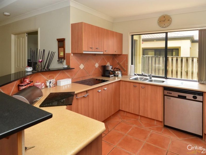 39 Woody Views Way, Robina QLD 4226