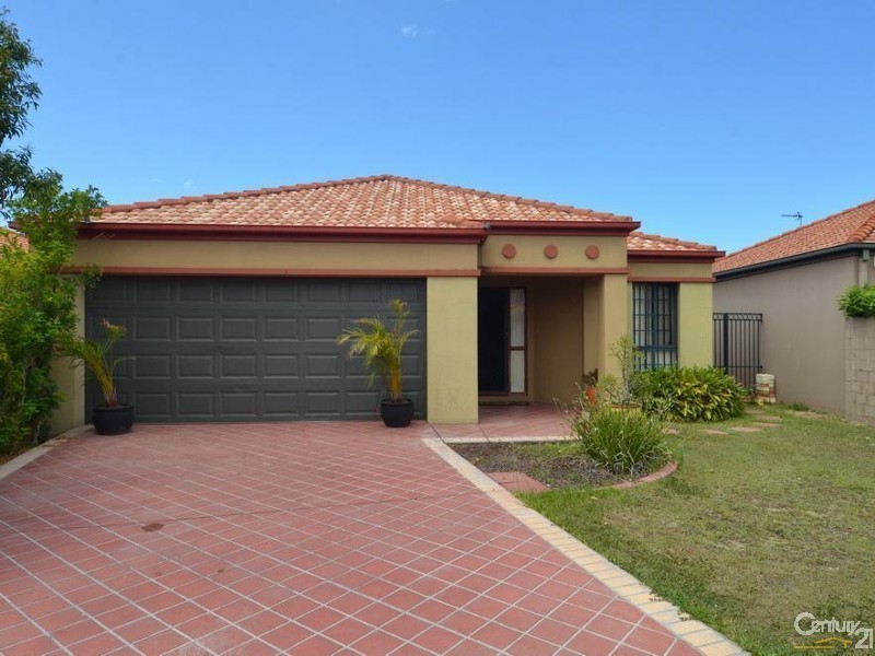 39 Woody Views Way, Robina QLD 4226